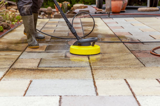 Best Pool Deck Cleaning  in Chigan Center, MI